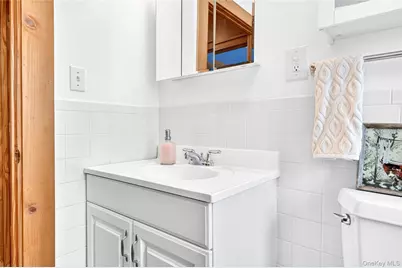 8 W Palisades Avenue, Nanuet, NY 10954 - Photo 24