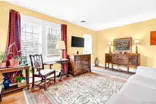 8 W Palisades Ave, Nanuet, NY 10954 - Photo 10