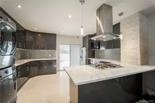 9511 238th St, Floral Park, NY 11001 - Photo 10