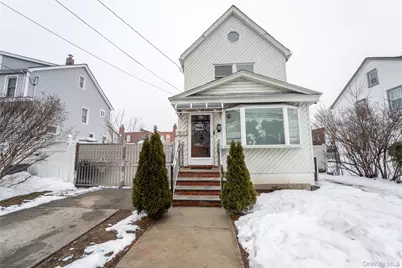 95-11 238th Street, Floral Park, NY 11001 - Photo 2