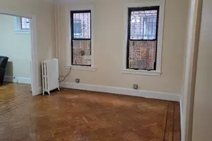 35-20 93 St, Jackson Heights, NY 11372 - Photo 2