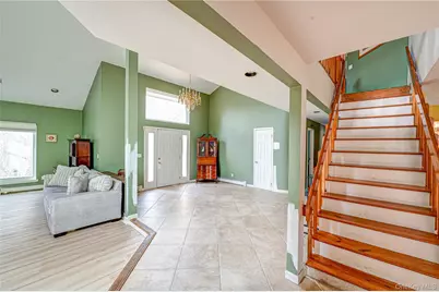 19 Tamara Court, Melville, NY 11747 - Photo 6