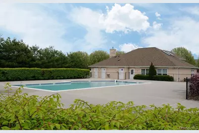 128 Cinnamon Court, Melville, NY 11747 - Photo 24