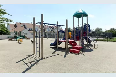 128 Cinnamon Court, Melville, NY 11747 - Photo 26