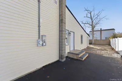 38 Lafayette Drive, Shirley, NY 11967 - Photo 18