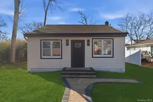 38 Lafayette Dr, Shirley, NY 11967 - Photo 20