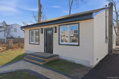 38 Lafayette Drive, Shirley, NY 11967 - Photo 2