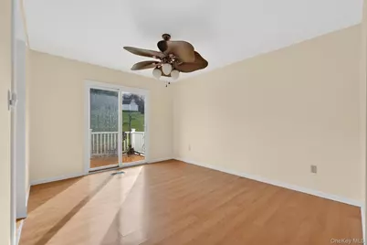 15 Helen Court, Beacon, NY 12508 - Photo 4