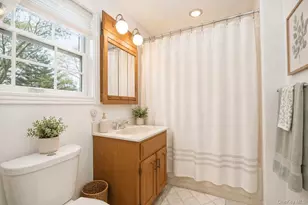 4 Summer St, Mount Sinai, NY 11766 - Photo 10