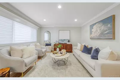 10 Smithtown Boulevard #6A, Smithtown, NY 11787 - Photo 2