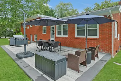 73 Bon Air Avenue, New Rochelle, NY 10804 - Photo 24