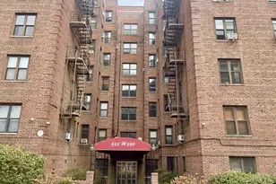 445 W 240th St, Bronx, NY 10463 - Photo 14