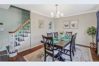 34 W Lakeland Street, Bay Shore, NY 11706 - Photo 10