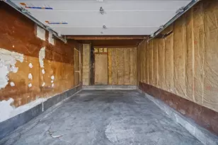 34 W Lakeland St, Bay Shore, NY 11706 - Photo 32