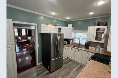 43 Dewitt Street, Valley Stream, NY 11580 - Photo 12