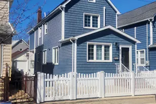 43 Dewitt St, Valley Stream, NY 11580 - Photo 2