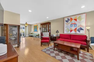 42 Larch Ct, Fishkill, NY 12524 - Photo 4