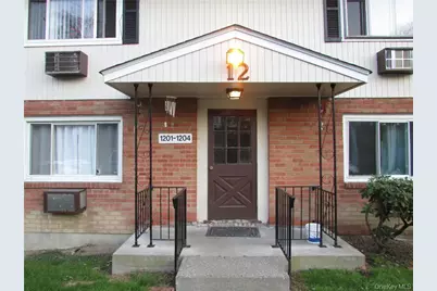 1204 Parr Lake Drive #12D, Newburgh, NY 12550 - Photo 4