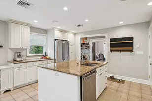 82 Adams St, Garden City, NY 11530 - Photo 16