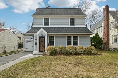 82 Adams Street, Garden City, NY 11530 - Photo 2