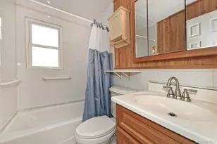 120 E Zoranne Dr, Farmingdale, NY 11735 - Photo 20