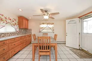 120 E Zoranne Dr, Farmingdale, NY 11735 - Photo 14