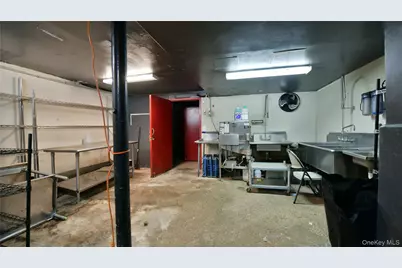 59-09 71st Avenue, Ridgewood, NY 11385 - Photo 10