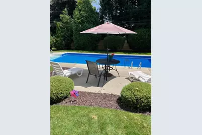 31 Marshmallow Drive, Commack, NY 11725 - Photo 36