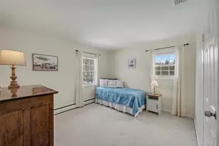 31 Marshmallow Dr, Commack, NY 11725 - Photo 20