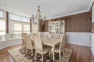 22 Turnberry Ct, Dix Hills, NY 11746 - Photo 10