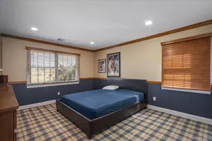 22 Turnberry Ct, Dix Hills, NY 11746 - Photo 16