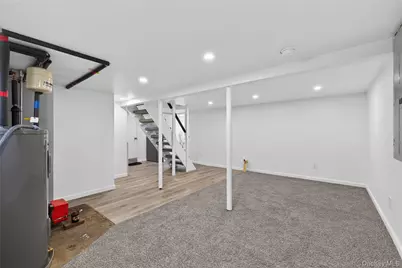 47 Weeks Road, North Babylon, NY 11703 - Photo 26