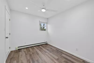 47 Weeks Road, North Babylon, NY 11703 - Photo 12