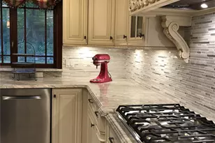 15 Hilltop Dr, Manhasset, NY 11030 - Photo 4