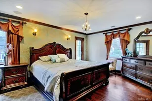 15 Hilltop Dr, Manhasset, NY 11030 - Photo 10