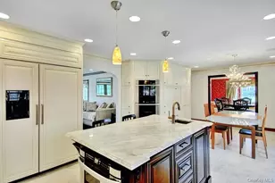 15 Hilltop Dr, Manhasset, NY 11030 - Photo 2