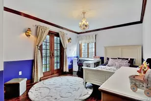 15 Hilltop Dr, Manhasset, NY 11030 - Photo 14