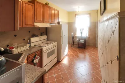 1746 Anthony Avenue, Bronx, NY 10457 - Photo 12