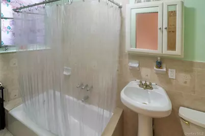 1746 Anthony Avenue, Bronx, NY 10457 - Photo 14