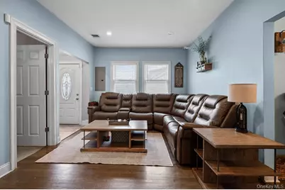 3665 Ionia Street, Seaford, NY 11783 - Photo 4