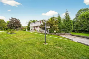 11 Merriewold Ln N, Monroe, NY 10950 - Photo 2