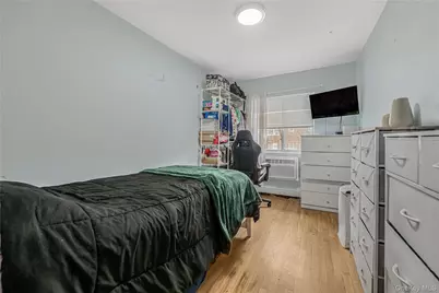 242 Prentiss Avenue, Bronx, NY 10465 - Photo 20