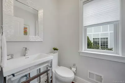 47 Graham Road, Scarsdale, NY 10583 - Photo 18