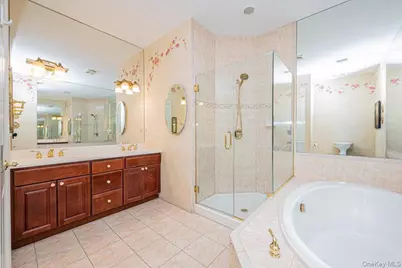 420 Florencia Place, Melville, NY 11747 - Photo 22