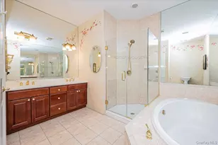 420 Florencia Pl, Melville, NY 11747 - Photo 22
