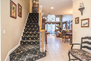420 Florencia Pl, Melville, NY 11747 - Photo 6