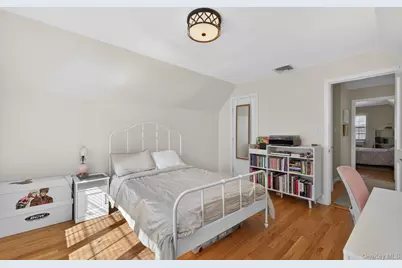 3 N Avalon Road, Great Neck, NY 11021 - Photo 44