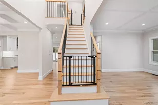 43 Voorhis Dr, Old Bethpage, NY 11804 - Photo 8