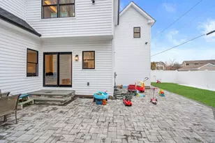 43 Voorhis Dr, Old Bethpage, NY 11804 - Photo 36