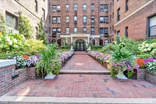 21 Barstow Rd, Great Neck, NY 11021 - Photo 26